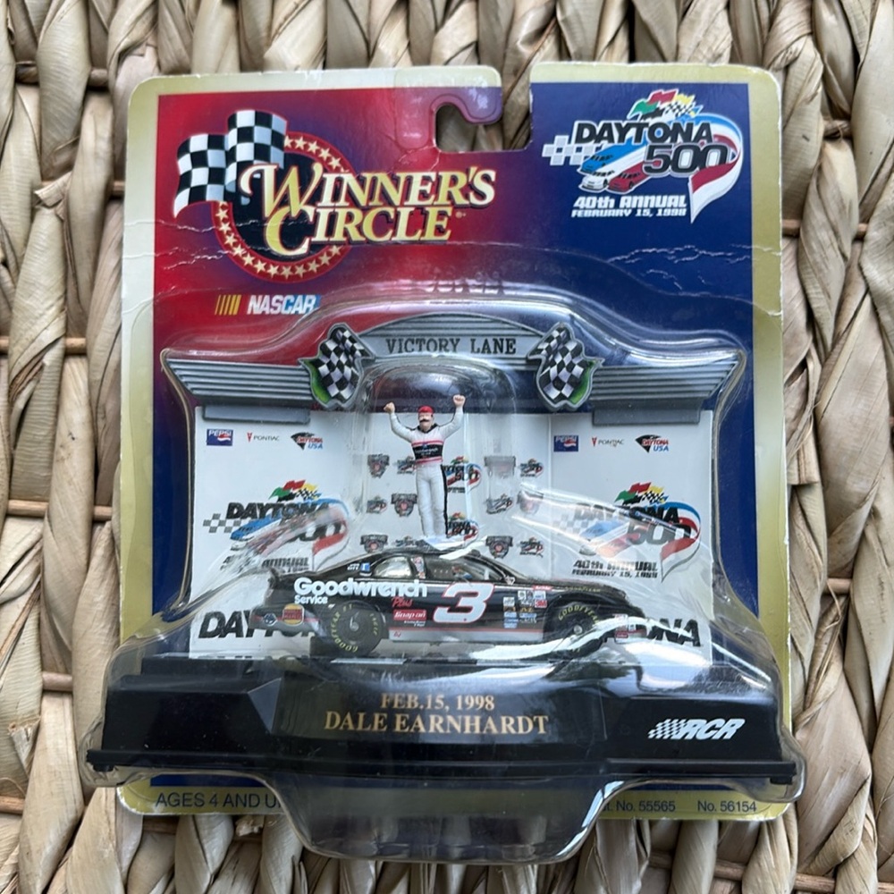 Winners Circle Daytona 500 Dale Earnhardt Feb 15 1998 Diecast Car Action Figure